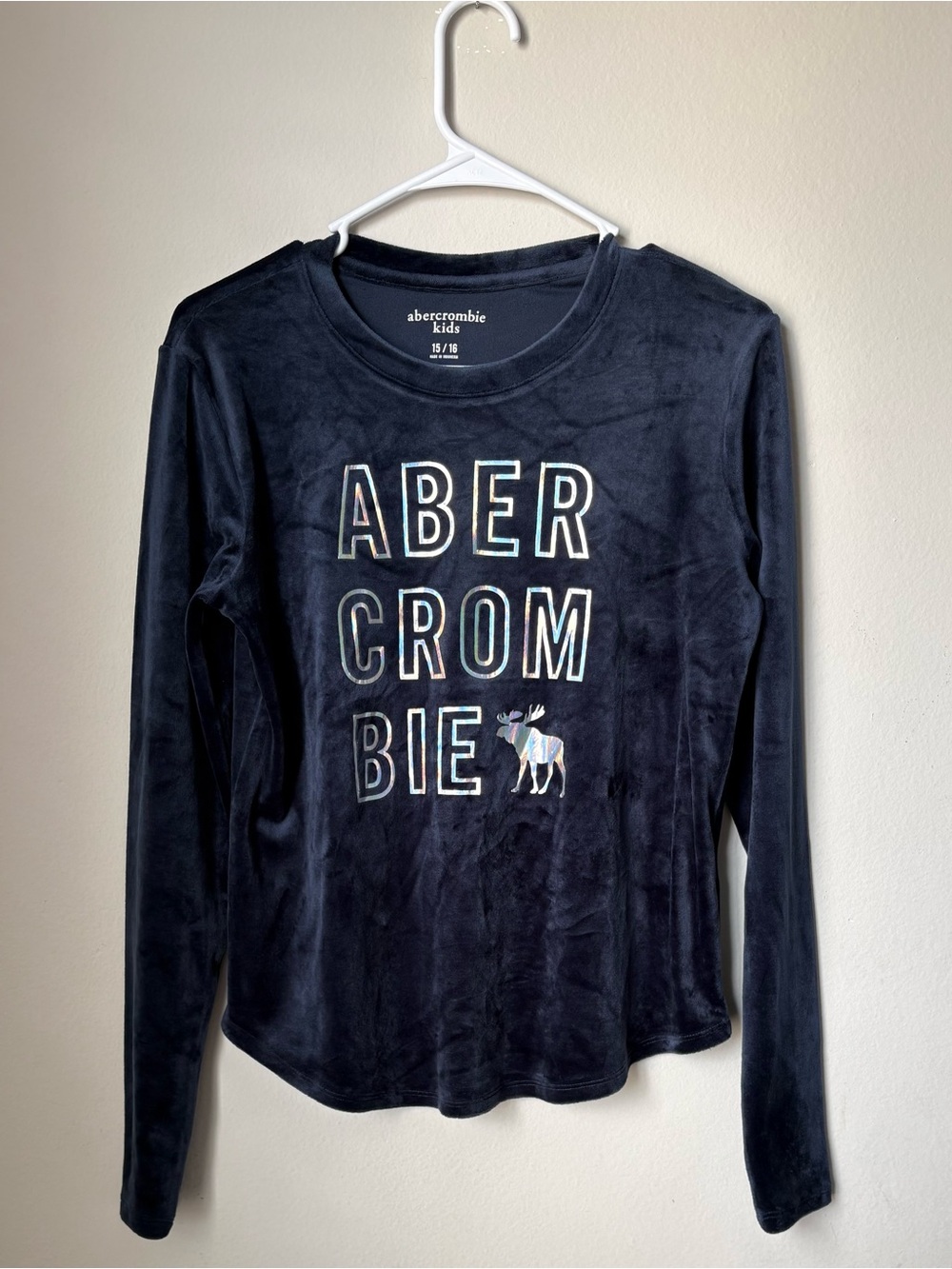 Abercrombie Kids Velvet Velour Moose Logo Long Sleeve Top 15/16